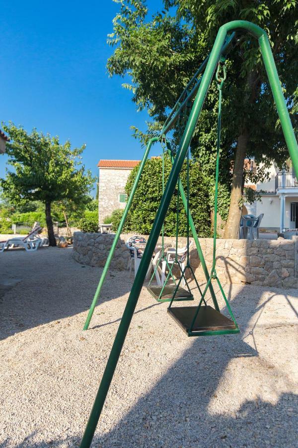 Apartman Ivona Malinska Exterior photo